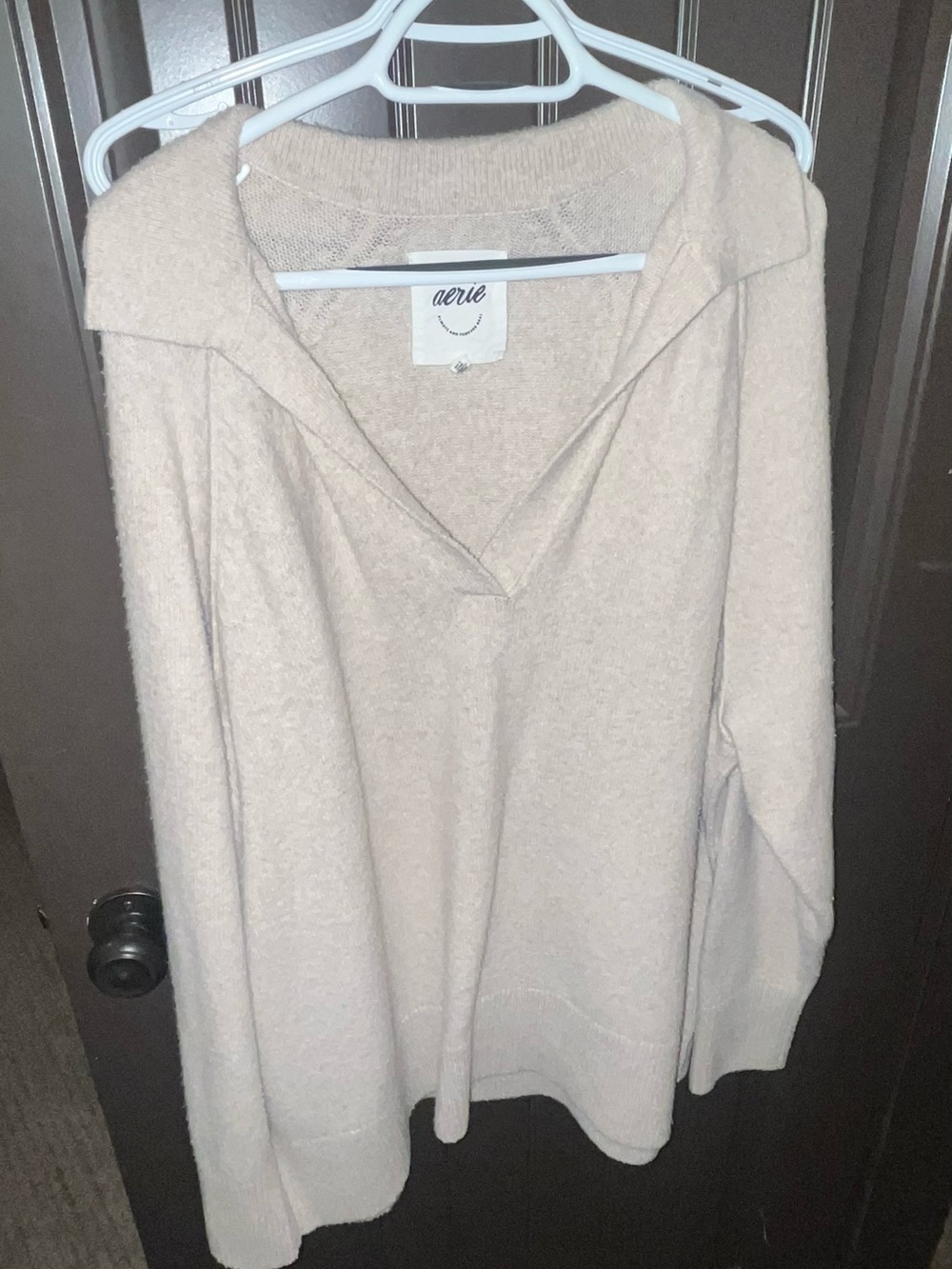 aerie Soft Beige V-Neck Pullover Sweater
